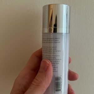 Neogenesis Barrier Renewal cream. Sealed, unused. Expiration date is in 2025.